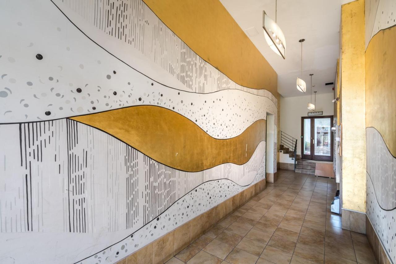 Appartamento Avant-garde Abode With Terrace Budapest