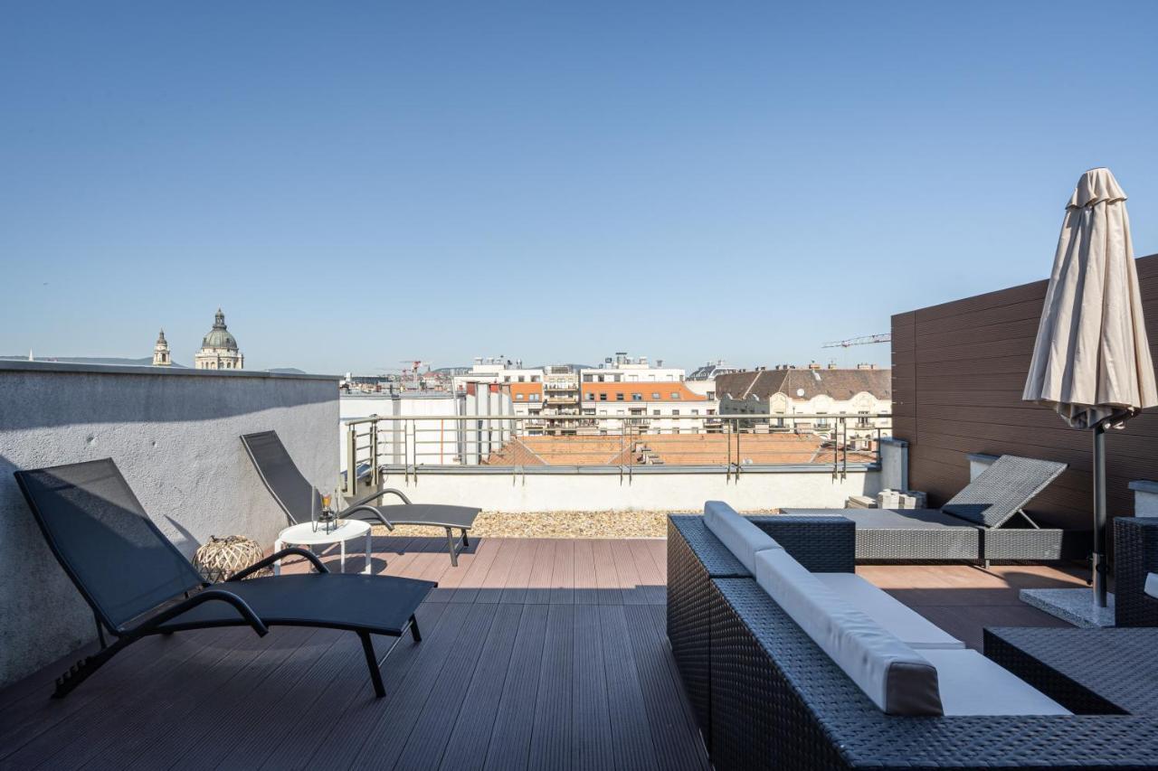 Avant-garde Abode With Terrace *