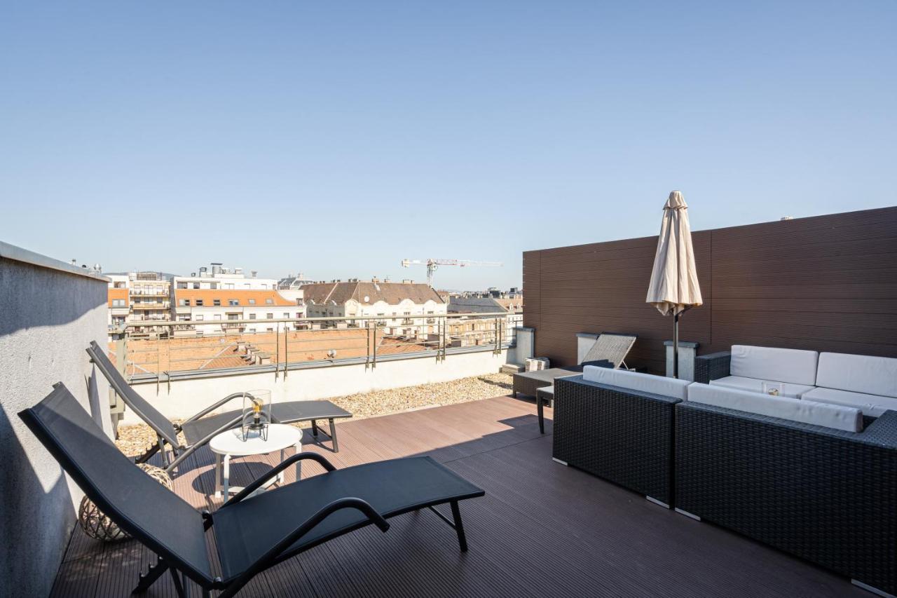 Avant-garde Abode With Terrace Budapest
