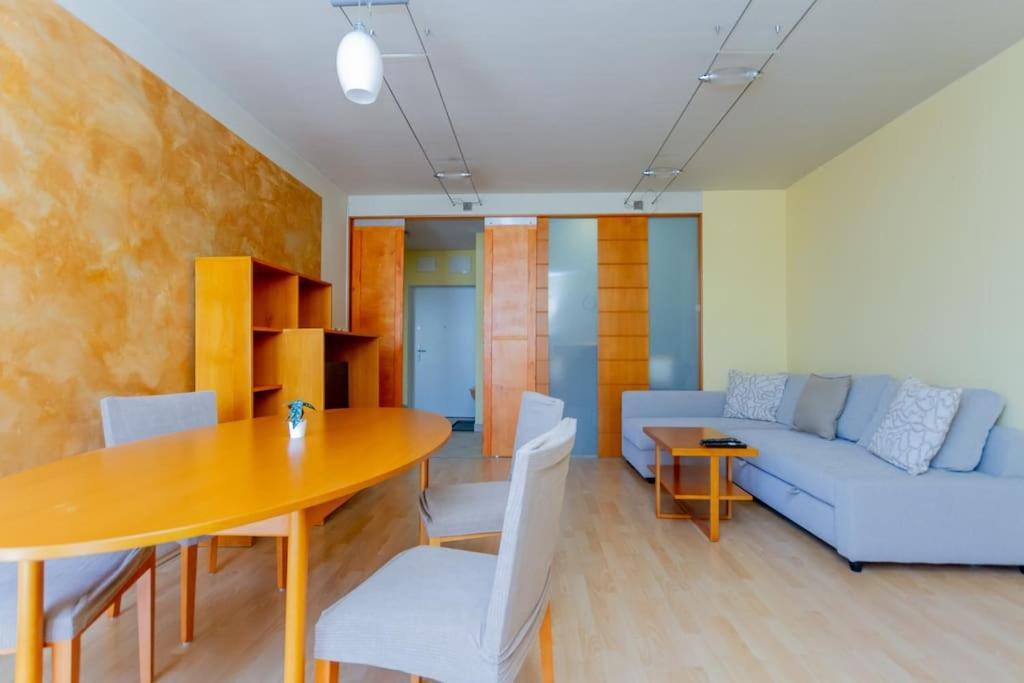 Akvarell House Ac/free Parking * Budapest