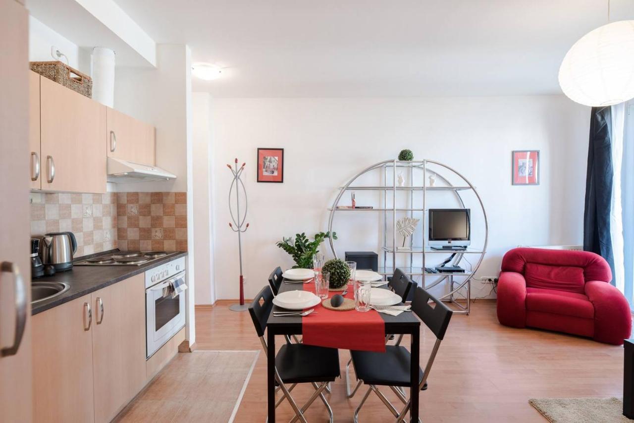 Lejlighed Bright And Homey Ac Near The Center