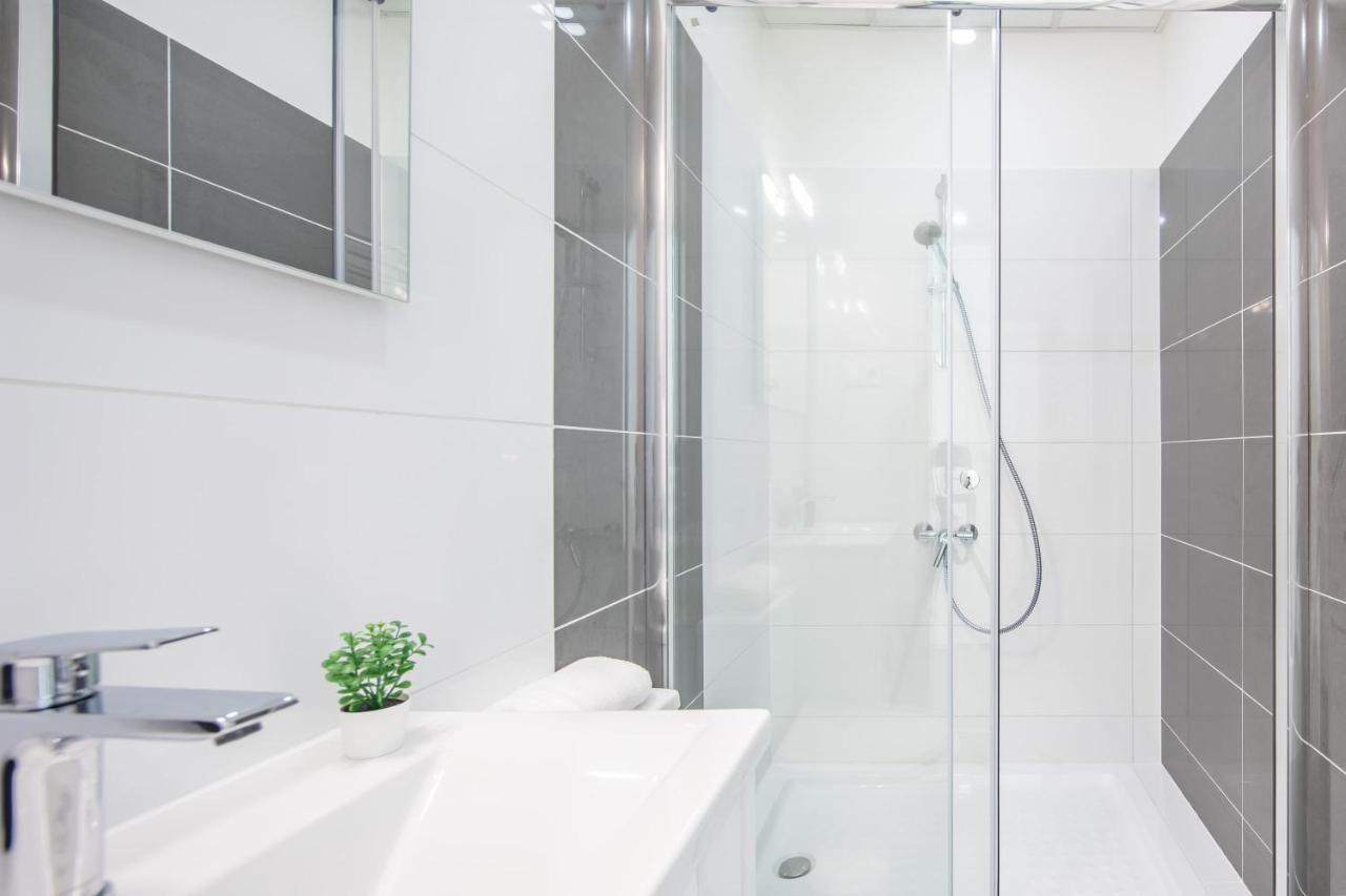 Absolute - New - Sunny Apartamento *