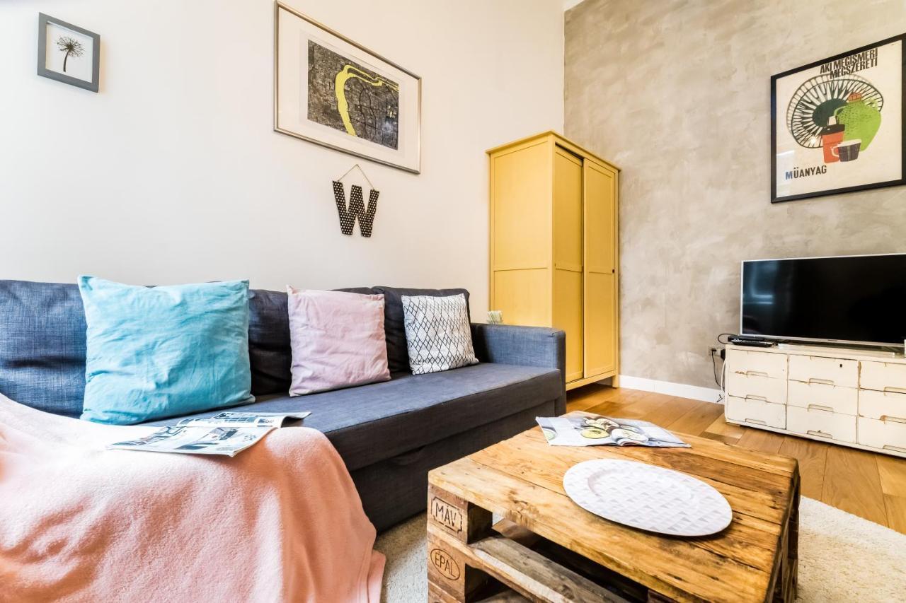 Hip Loft Style Near Vaci Street *