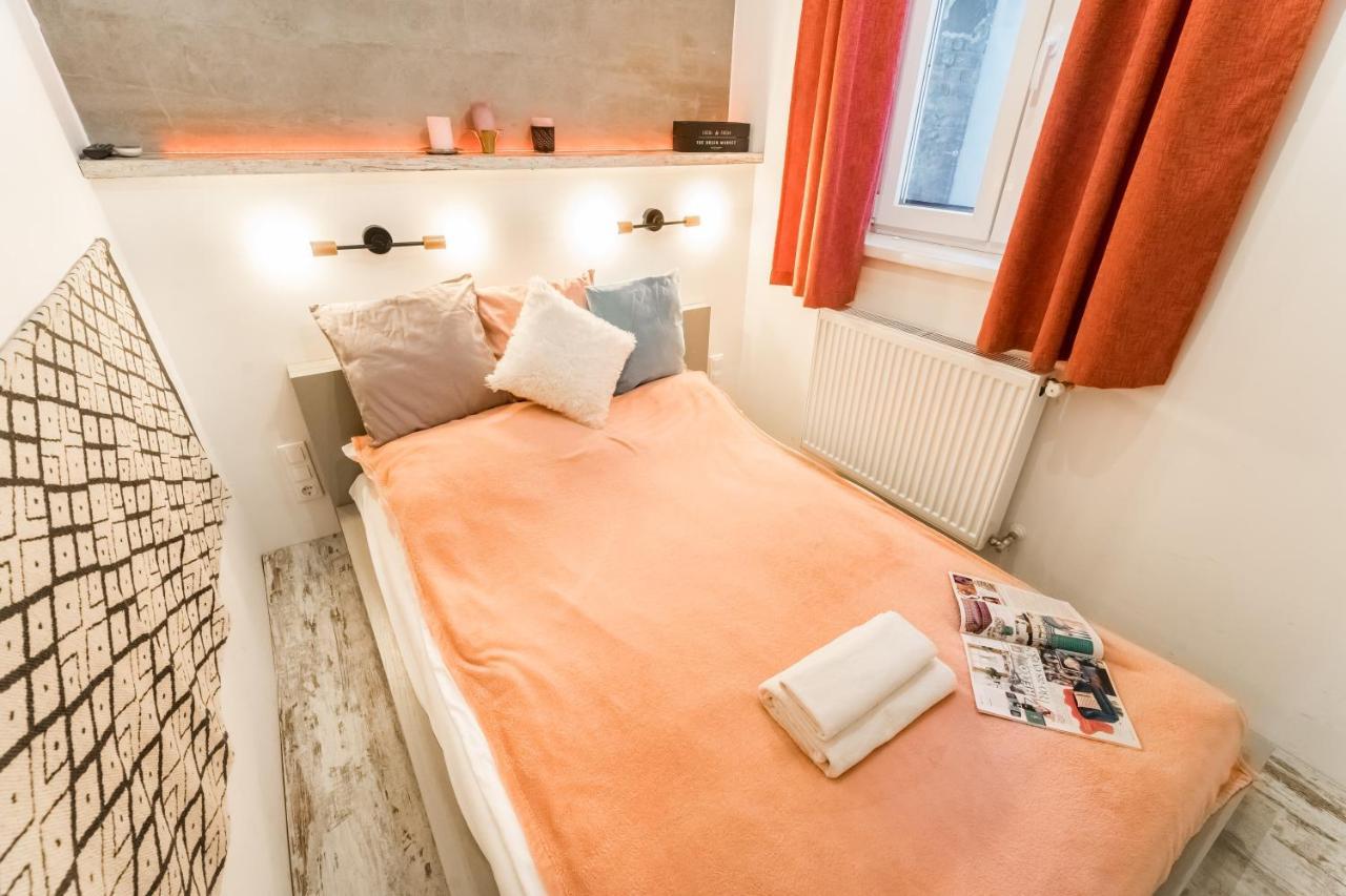 Hip Loft Style Near Vaci Street Appartamento