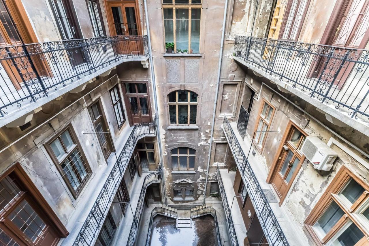 Hip Loft Style Near Vaci Street