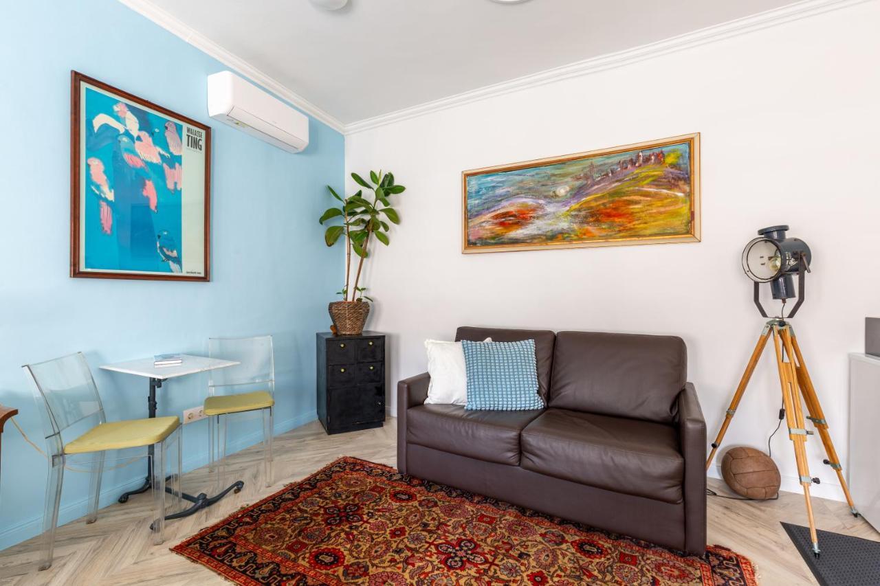 Huge & Stylish In The Center For Up To 20 People Appartamento *