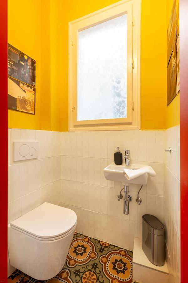 Huge & Stylish In The Center For Up To 20 People Budapest