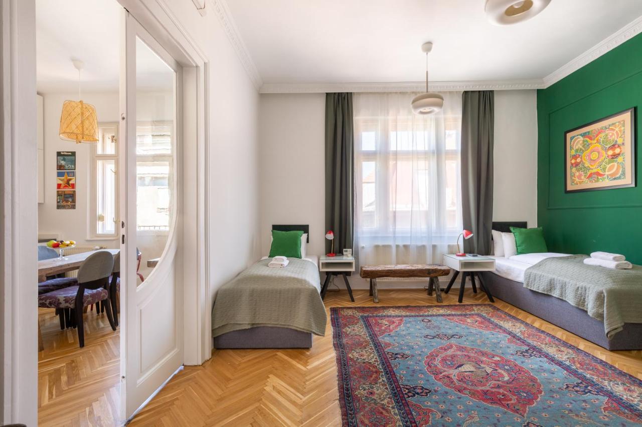 Appartamento Huge & Stylish In The Center For Up To 20 People Budapest