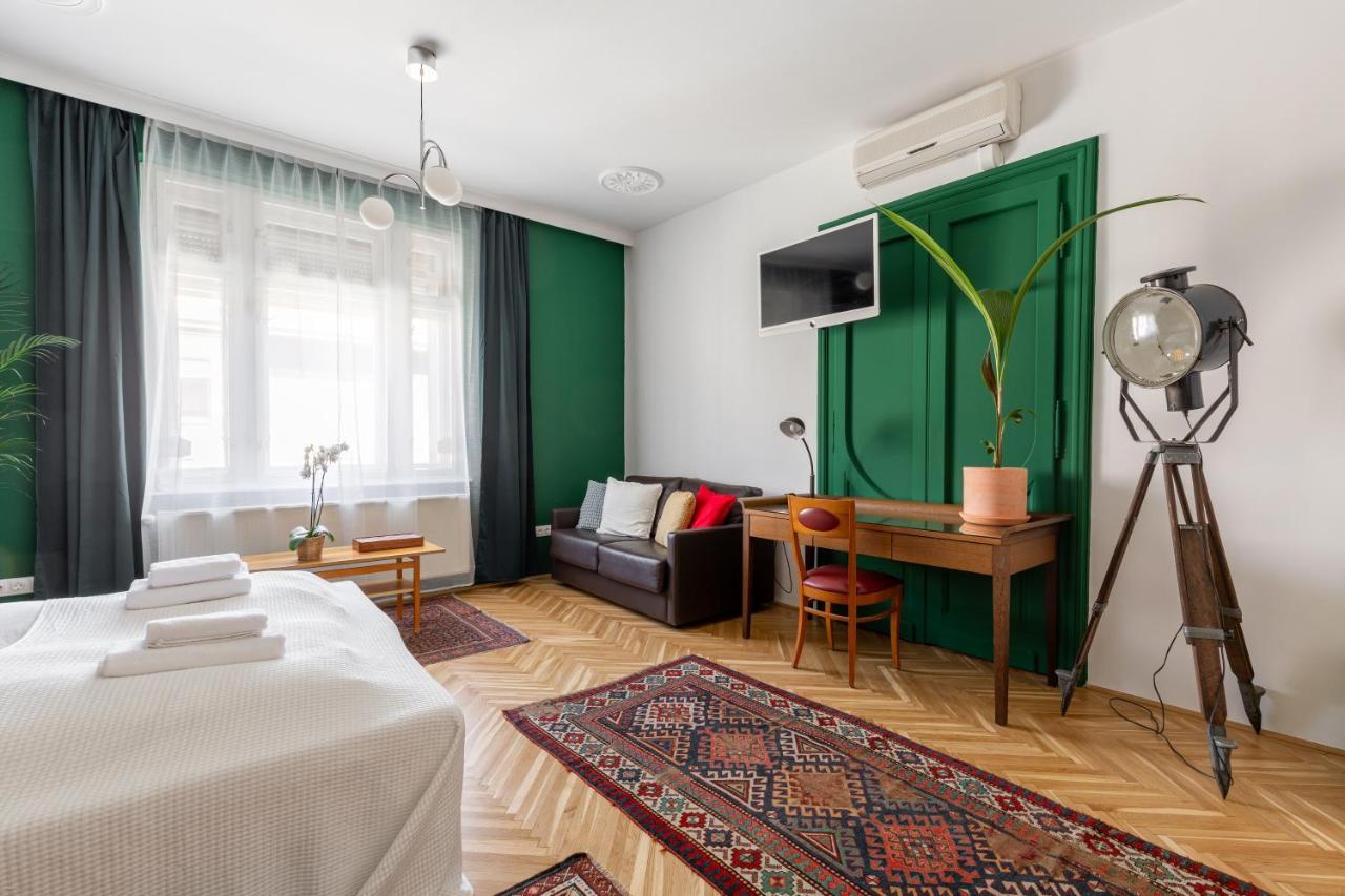 Appartamento Huge & Stylish In The Center For Up To 20 People