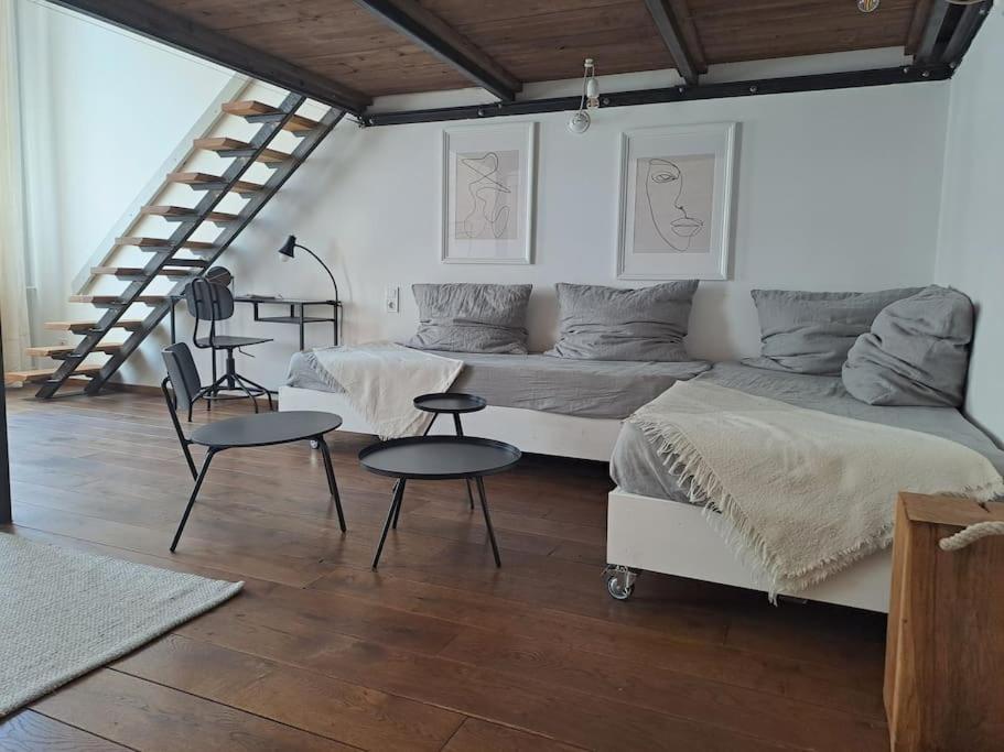Parpar 19 - Cosy Flat In The Center