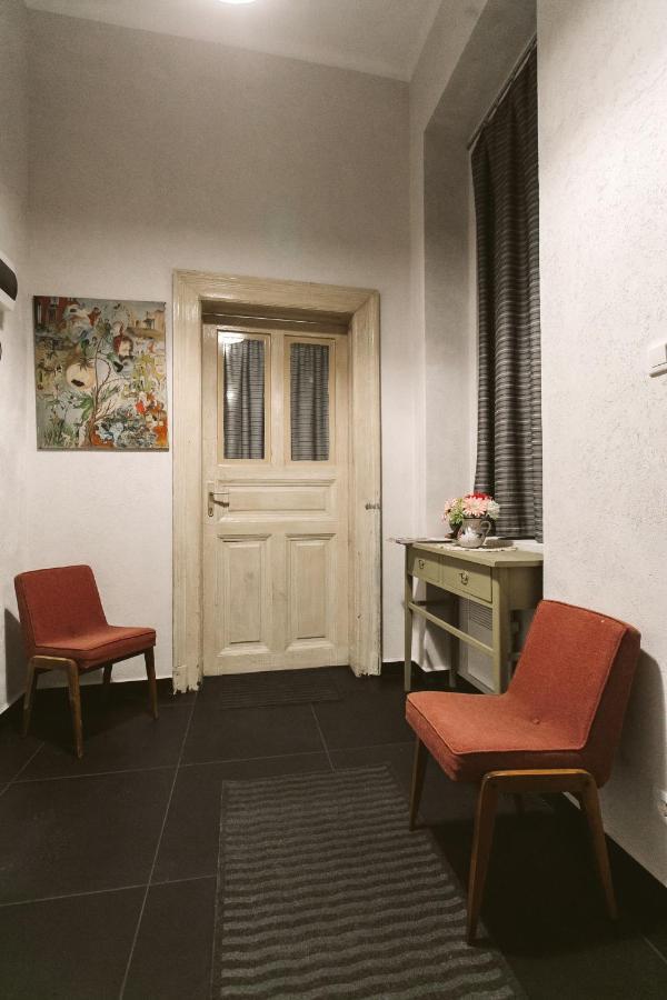 The Art Of Apartamento *