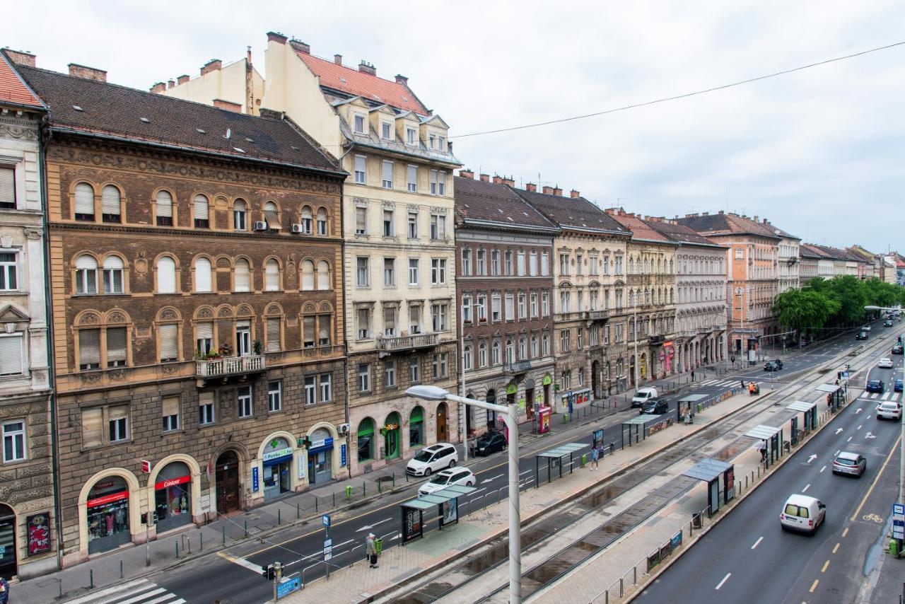 Ferenc Ring Panorama *