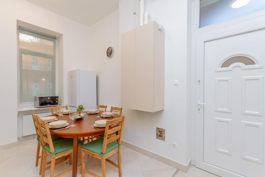 Bartok Boulevard By Nw Apartman *