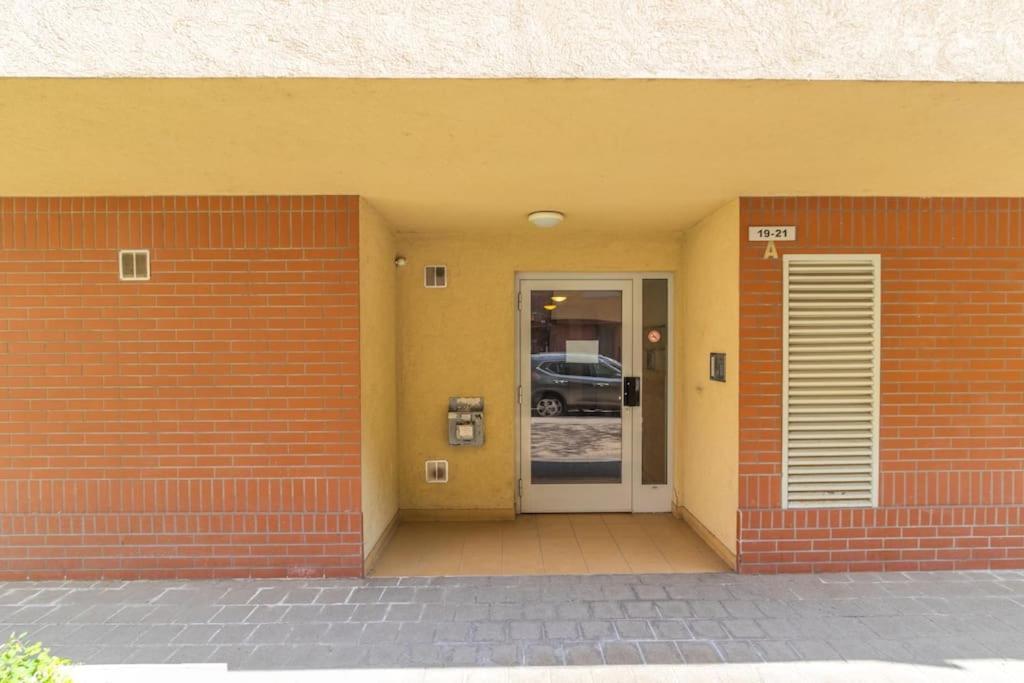 Cosy Pet-friendly Flat W Balcony @ Orczy Garden