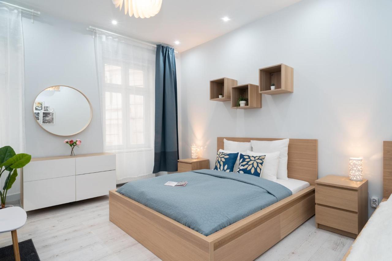 New Spacious At Superb Location Lägenhet Budapest