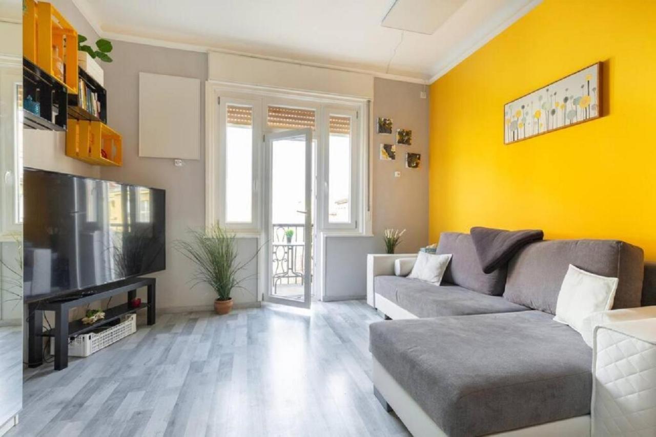 Apartment Balzac By Westend Mall With Balcony, Ac *