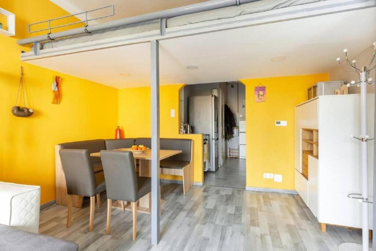 Balzac By Westend Mall With Balcony, Ac * Budapest