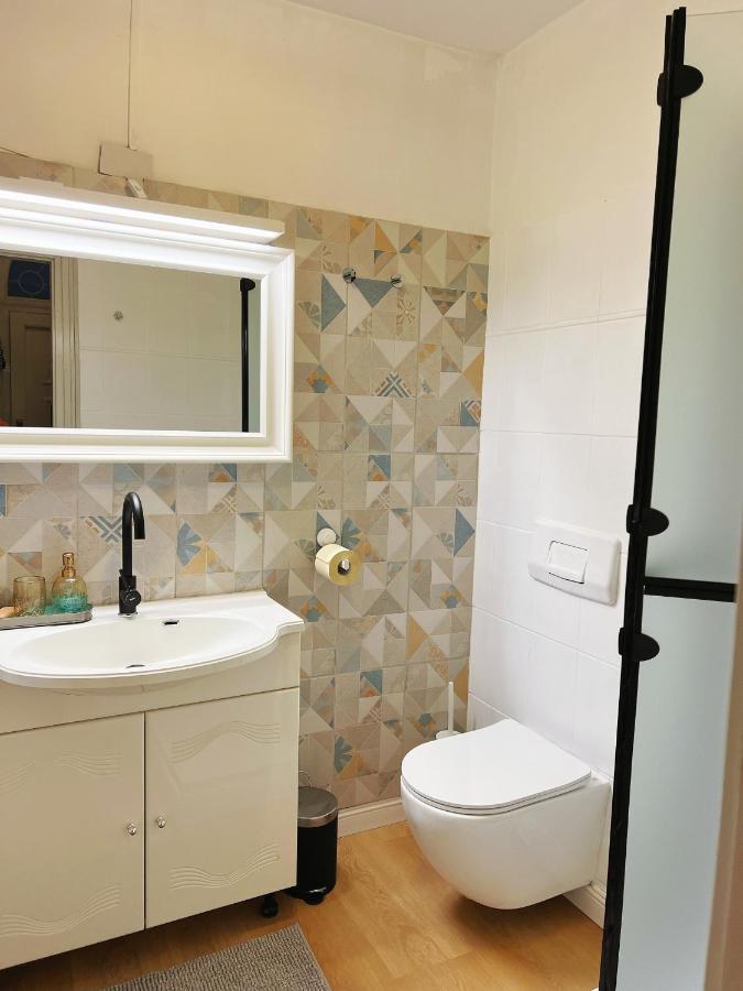 Apartamento Mimi Gallery *
