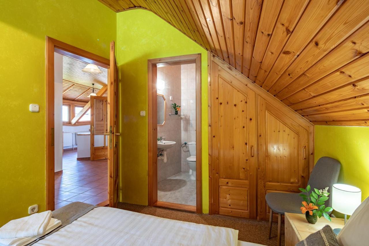 Kupolavilla-apartment-event House By The Danube River-buda *