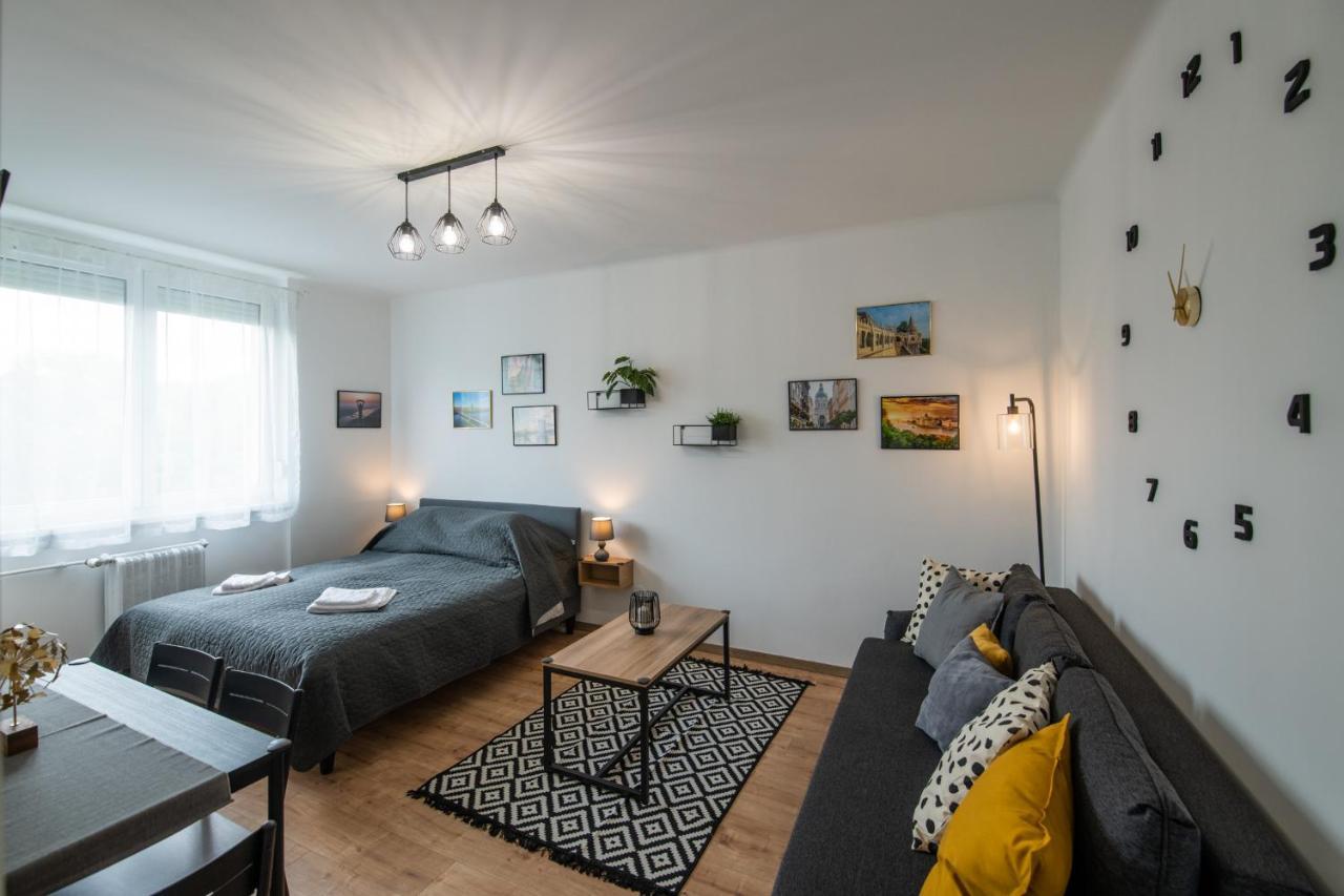 Appartamento Ujbudacenter Apartman *