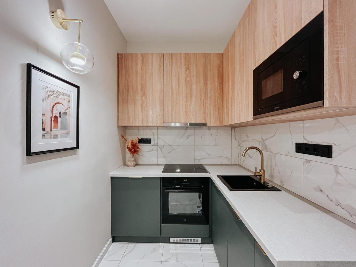 Apartment Paulay 11 Center Designer *