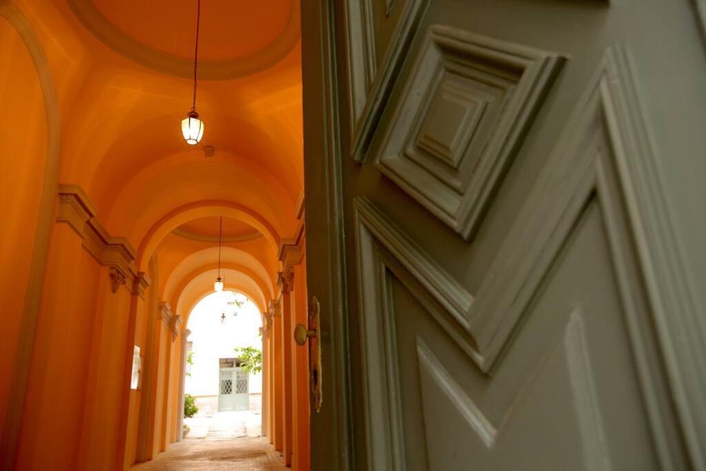 Lägenhet Silent Island - Beautiful Flat In Horanszky Str. Budapest