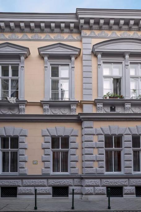 Silent Island - Beautiful Flat In Horanszky Str. Lägenhet Budapest