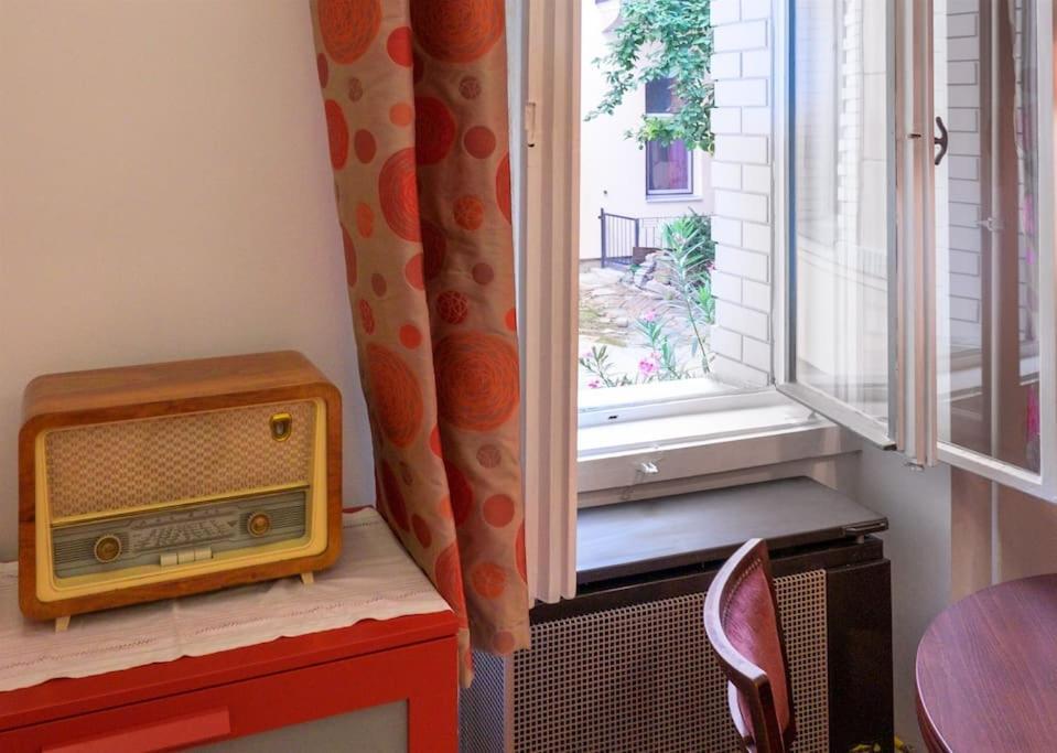 Silent Island - Beautiful Flat In Horanszky Str.