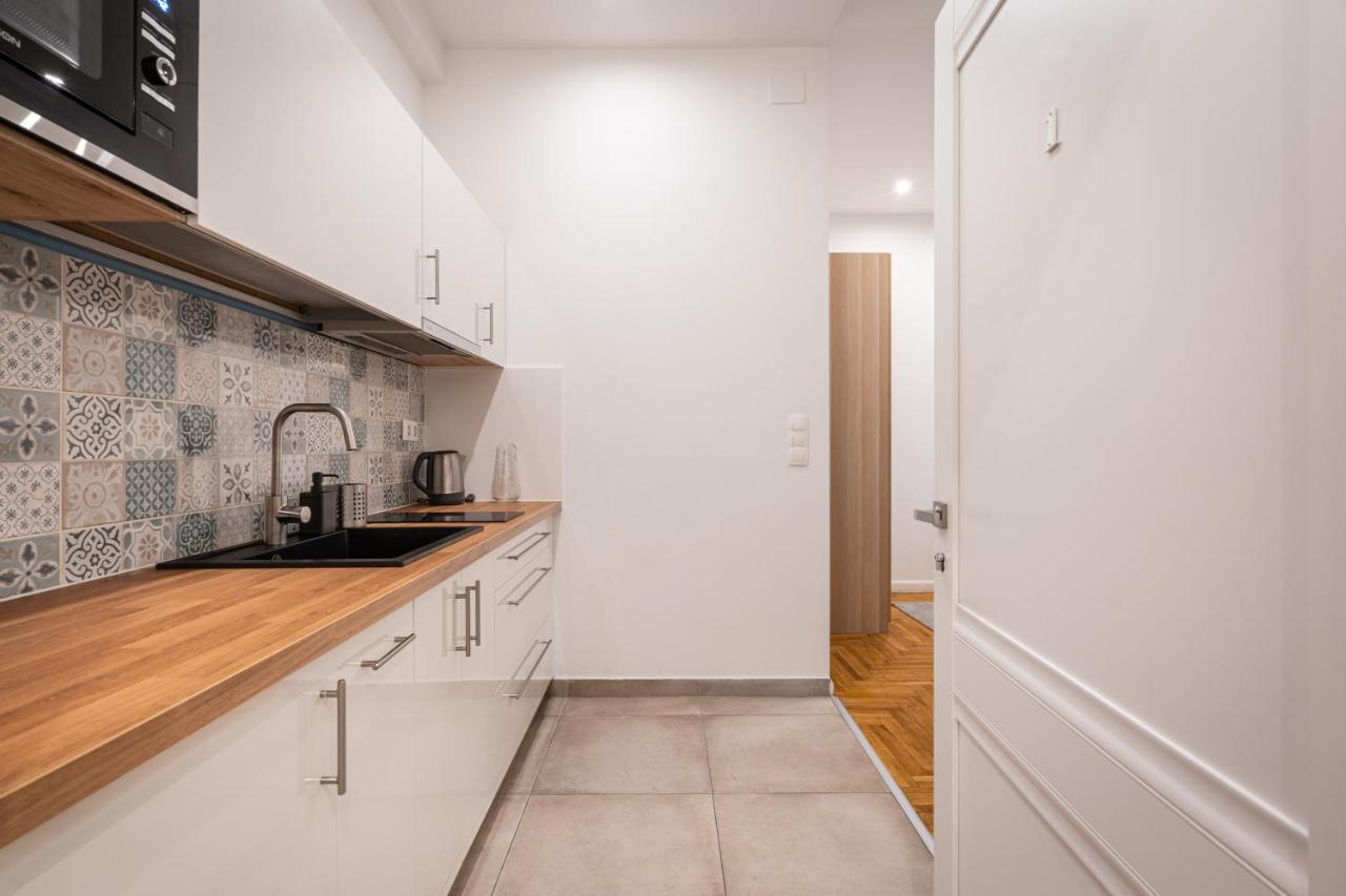 Apartment S6- Boutique Suites, Location By Bqa