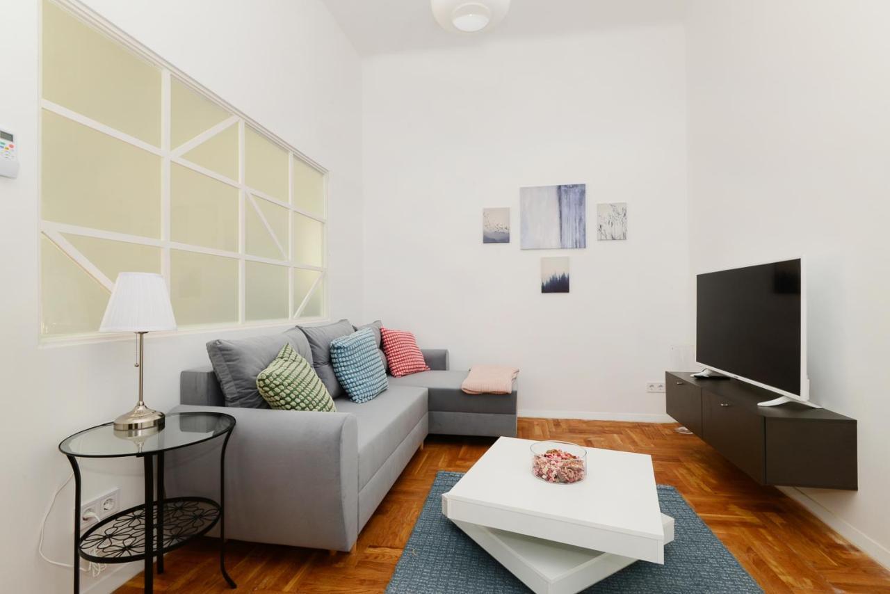 Akacfa 7 Center Beautiful Apartment