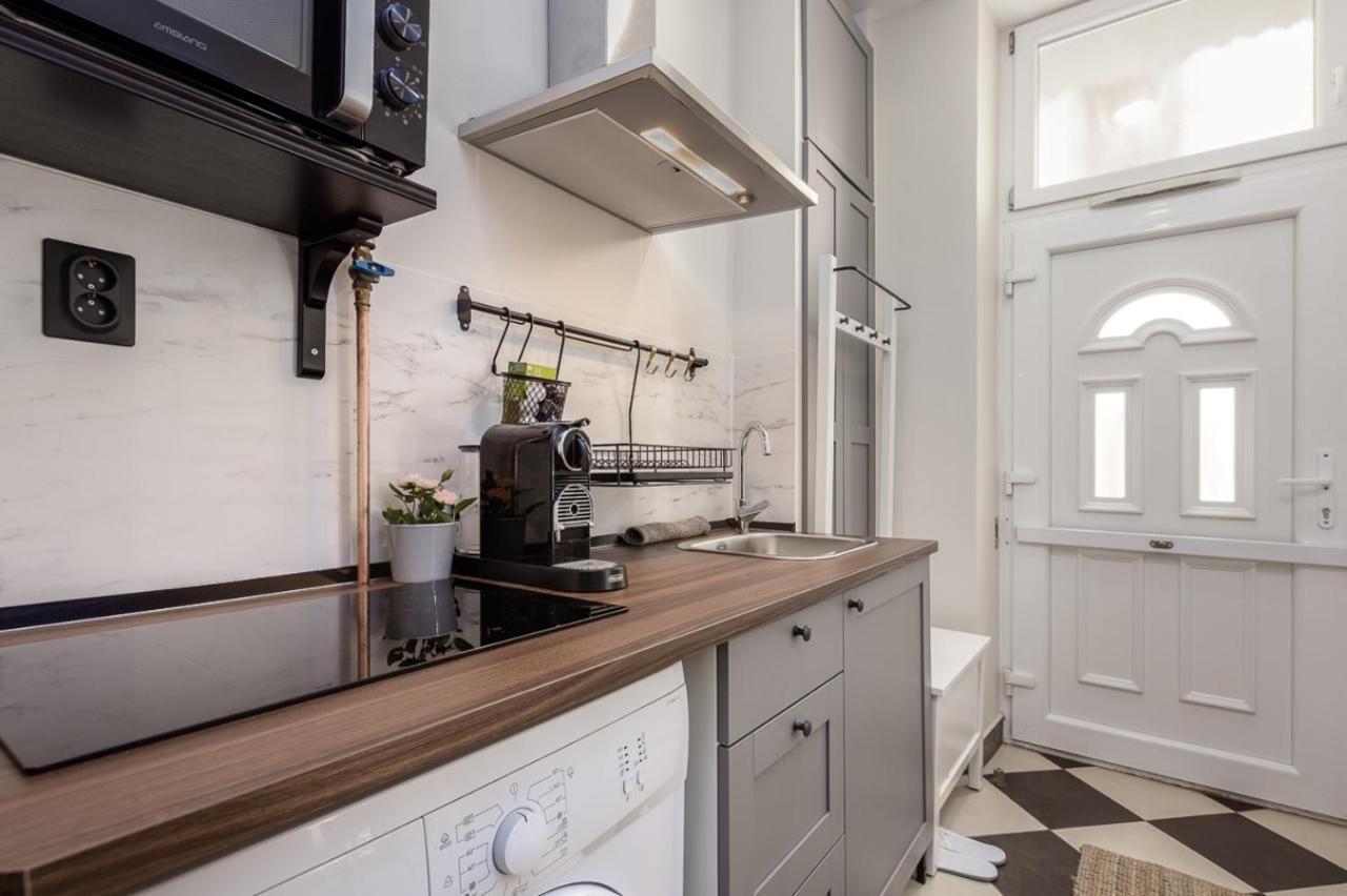 Stylish And Comfortable Downtown Apartment *