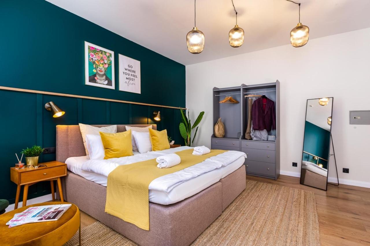 Stylish And Comfortable Downtown
