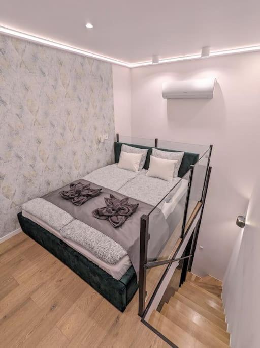 Kerteszstudio - Newly Renovated Modern In The Center Apartment Budapest