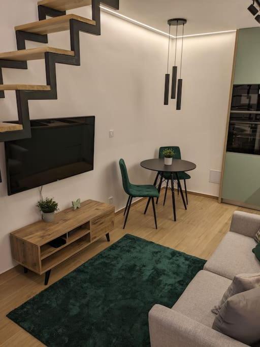 Apartment Kerteszstudio - Newly Renovated Modern In The Center *