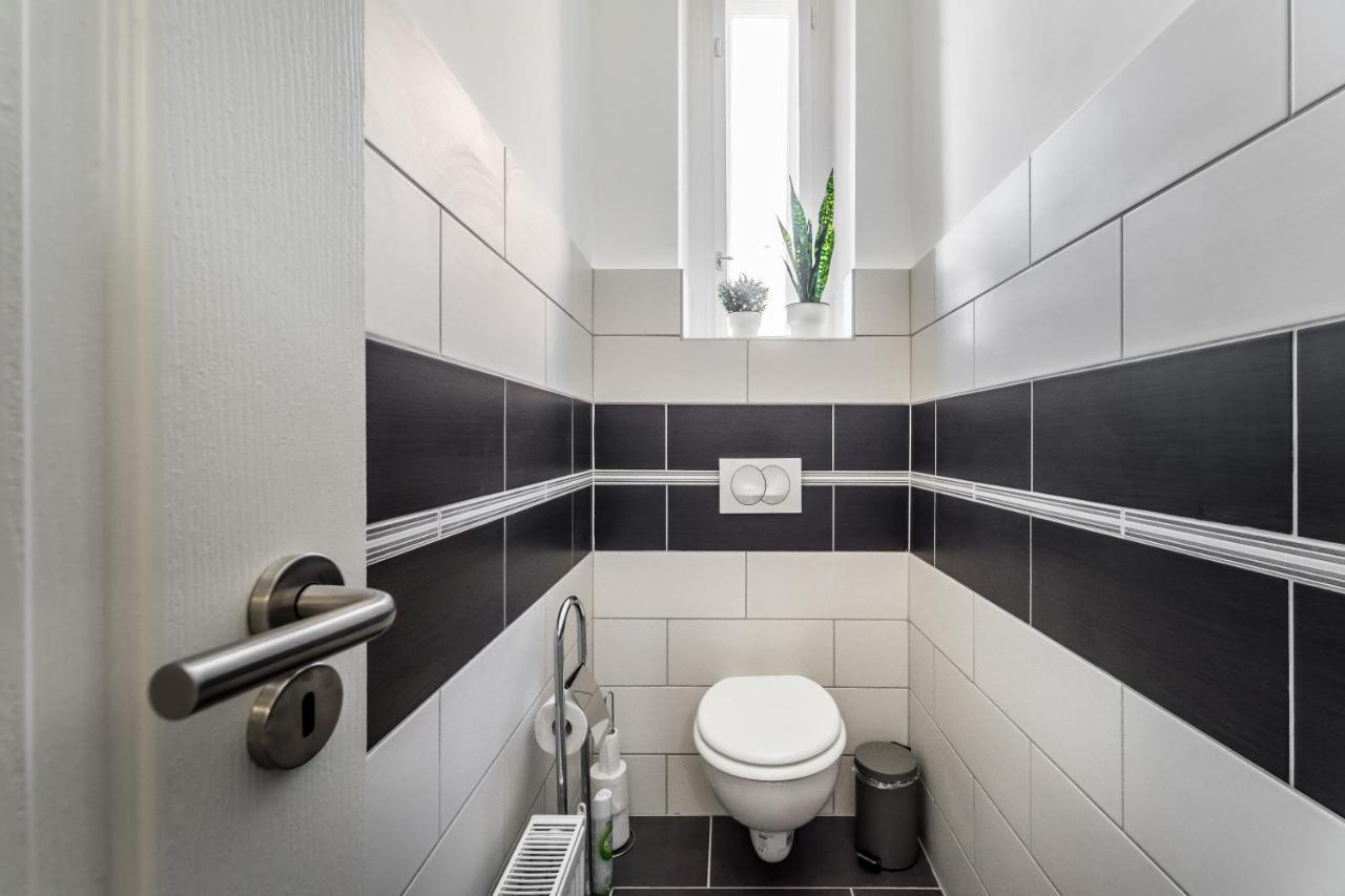 Apartamento Sun-splashed Retreat In The Heart Of A Vibrant Quarter *