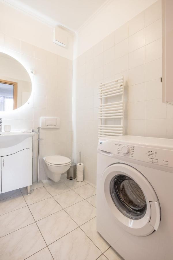 Cozy In The Heart Of With Terrace And Tub Apartament *