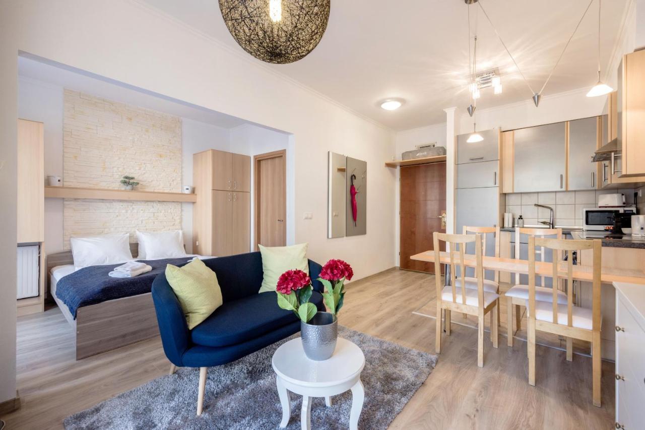 Cozy In The Heart Of With Terrace And Tub Apartament Budapeszt