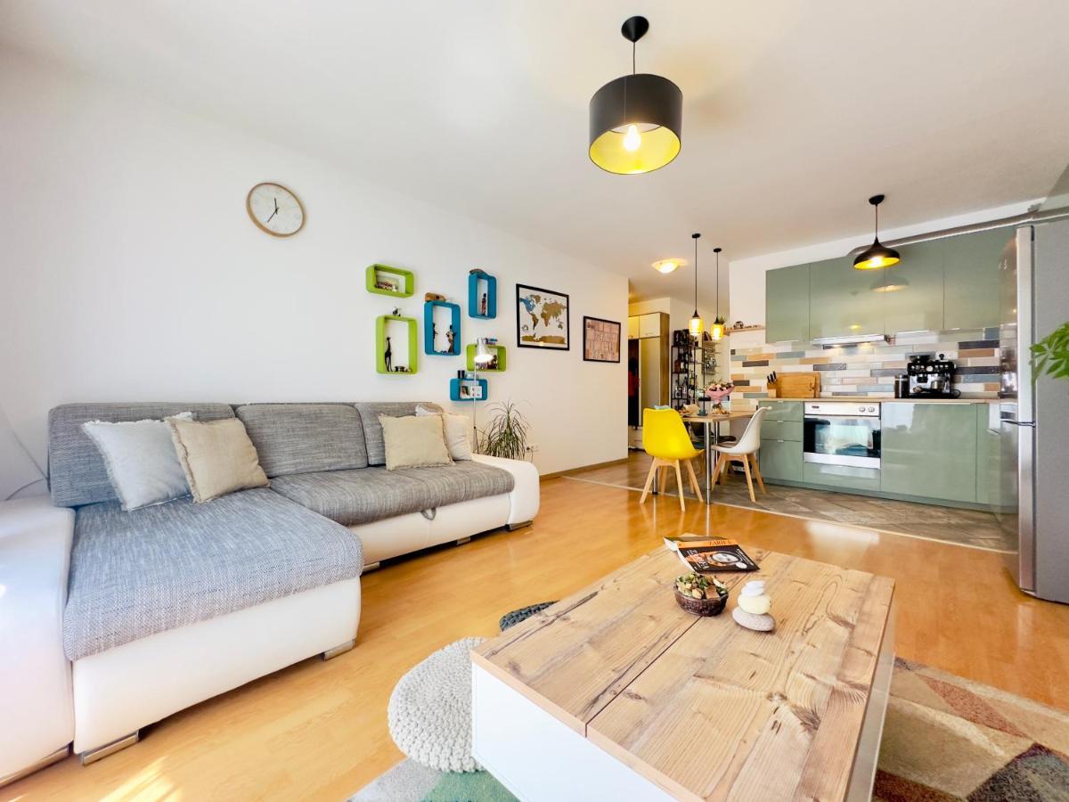 Corvin - Free Parking- Apartment *