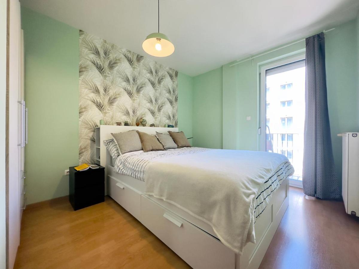 Apartment Corvin - Free Parking- *