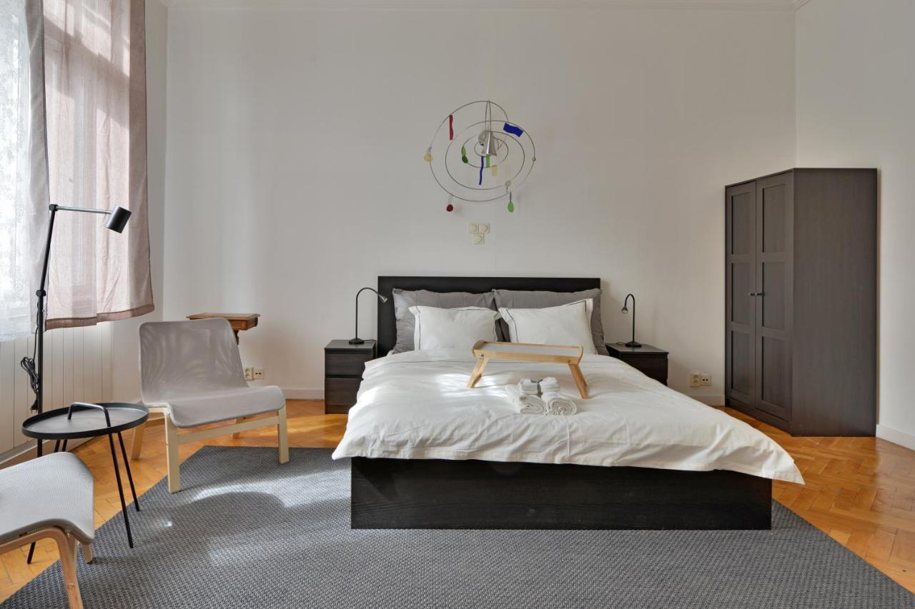 Budape Apartman House 10