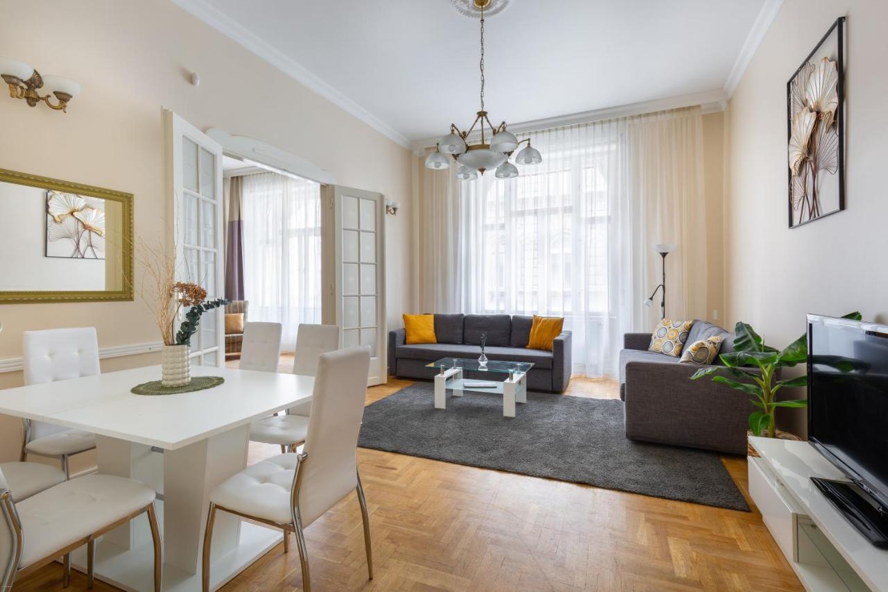 Gde Kiraly 51 Apartamento