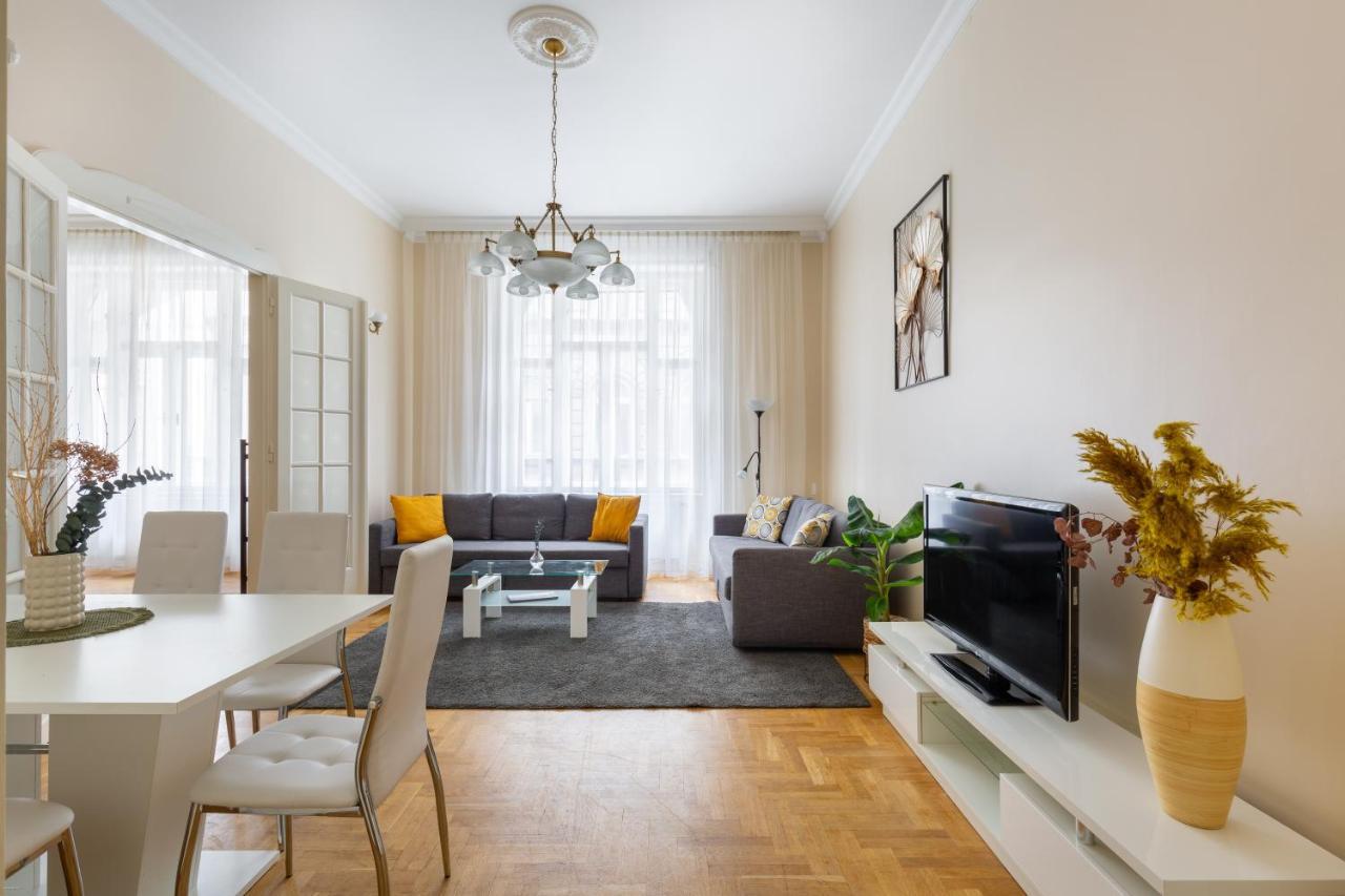 Gde Kiraly 51 Apartamento