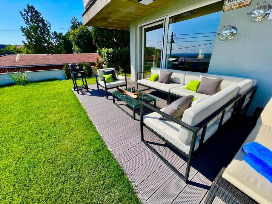Hilltop Views, Design - Buda Hills - With Free Garage * Budapeszt