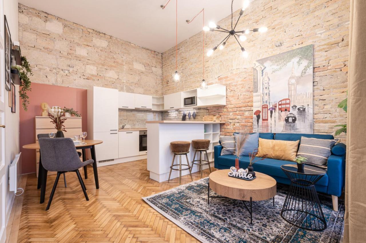Apartmán Comfy Downtown Hideaway With Urban Touch *