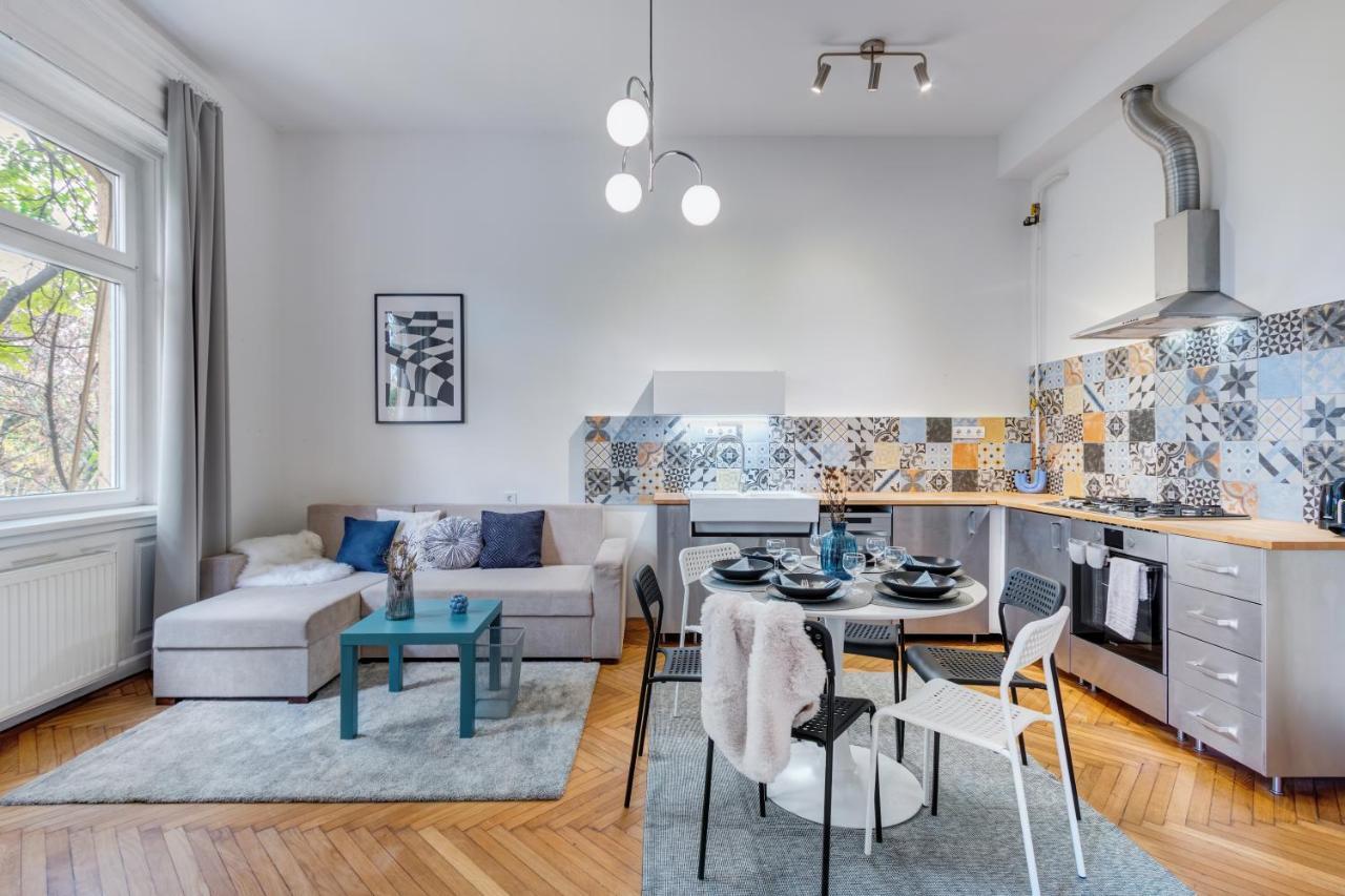 Szondi Apartamento