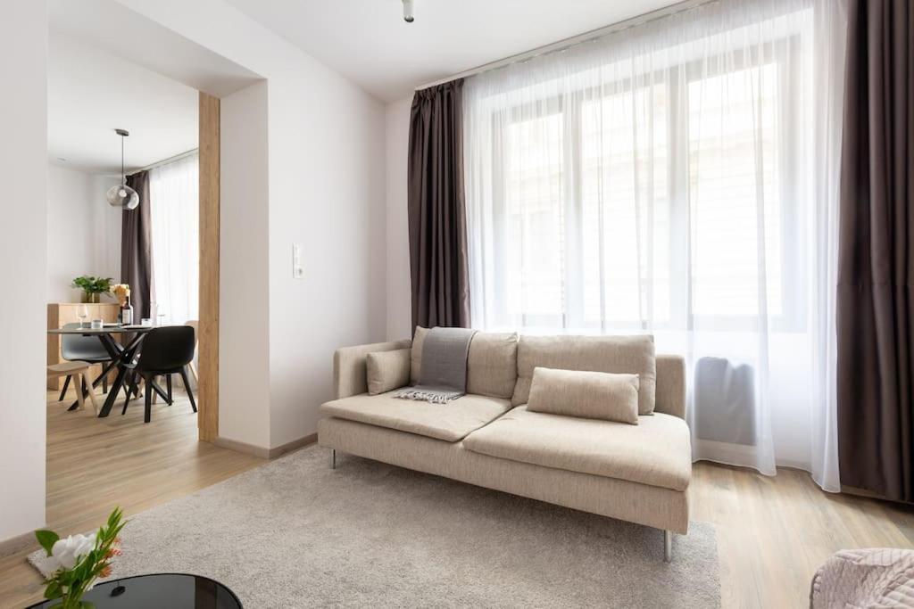Apartment Real Gem At The Opera House Budapest
