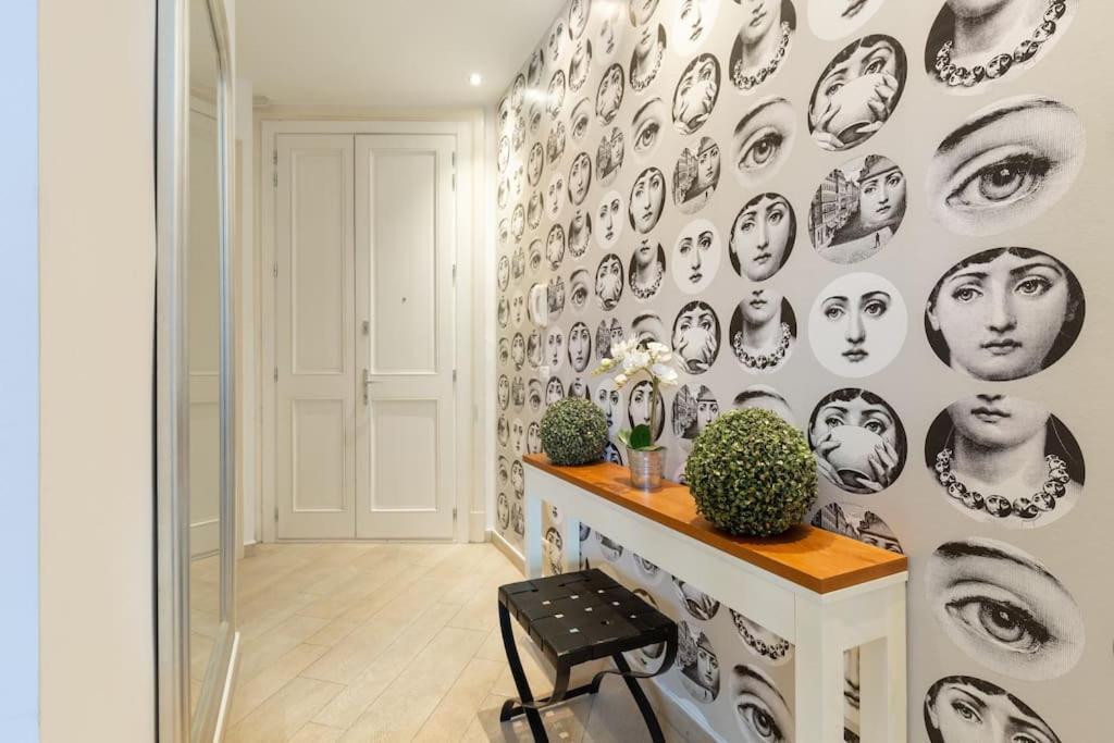 Designer Dream With Balcony At Vaci Street Appartamento *