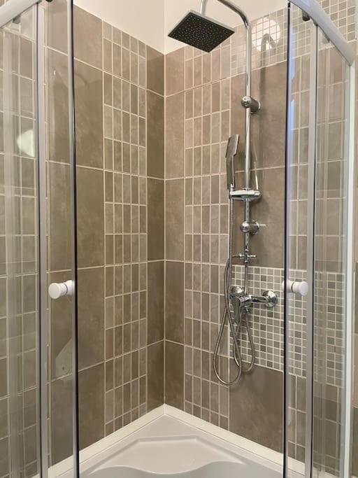 Standard By Hi5- Aranykez Appartement