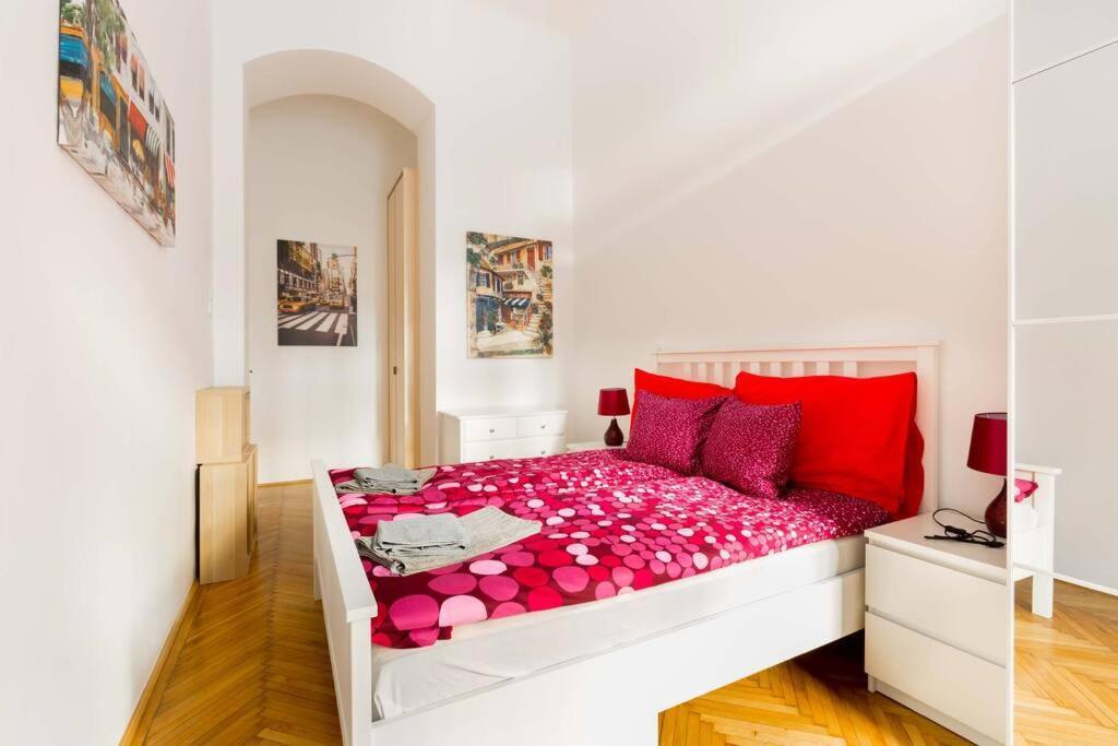 Hidden Gem 1 Bedroom Next To Opera
