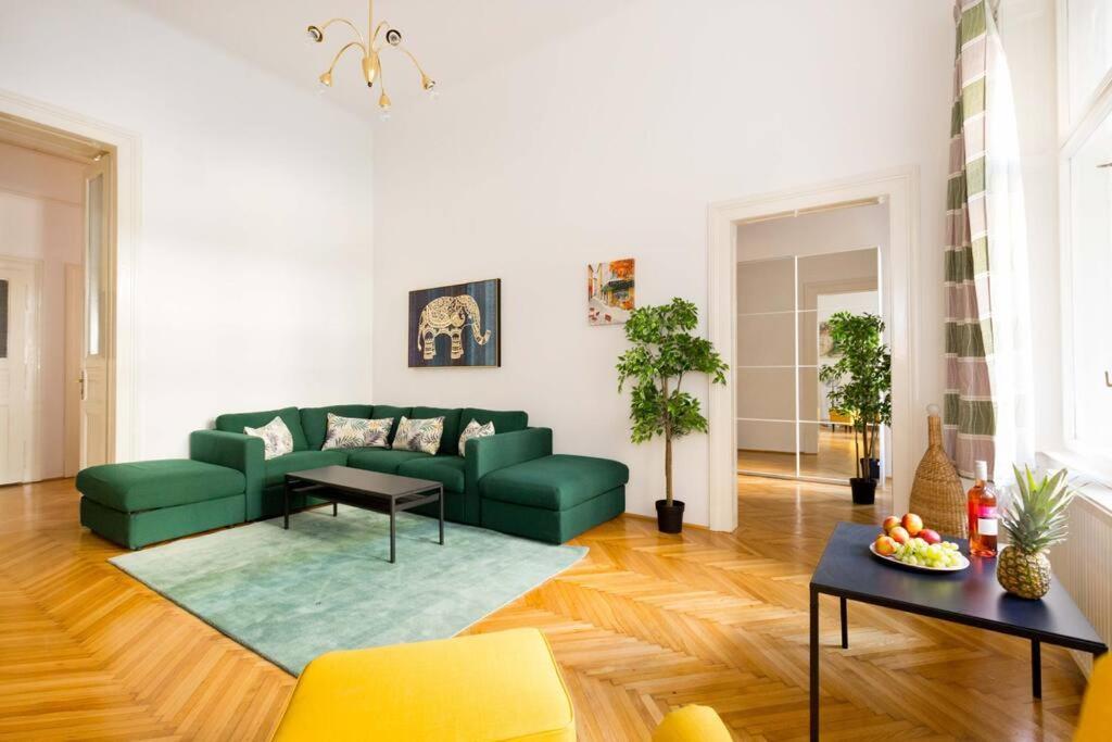 Hidden Gem 1 Bedroom Next To Opera Apartmán Budapešť